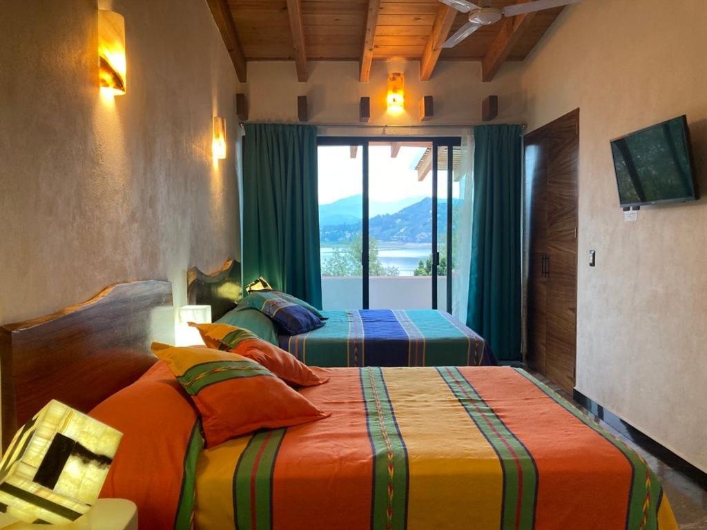 Hospedaje Anturios Valle De Bravo Esterno foto